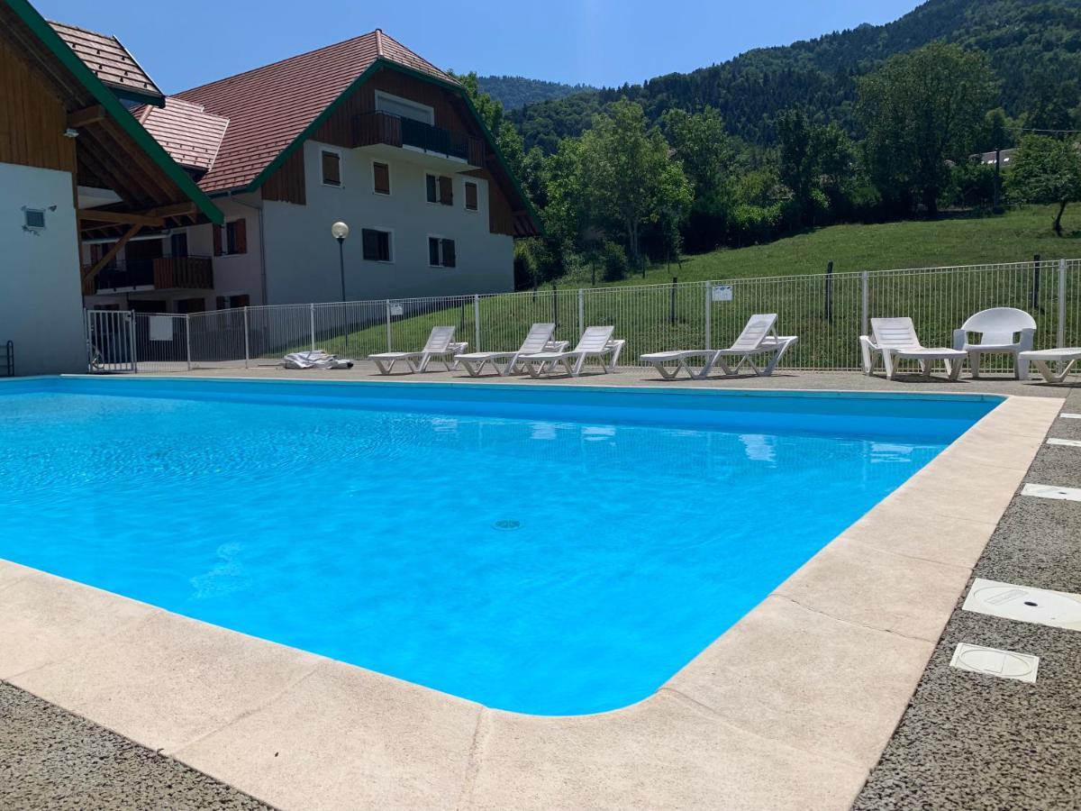 Petit Cocon Entre Lac, Golf Et Montagne, Proche D'Annecy 日耶 外观 照片